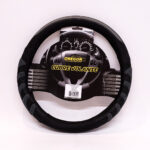 CUBREVOLANTE MODELO GRAND PRIX CUERO SINTENTICO NEGRO/GRIS